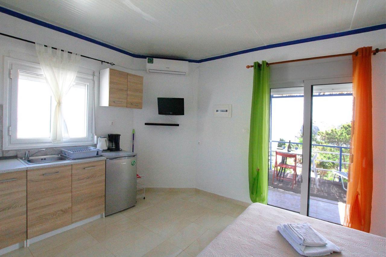 Paradis Archangelos (Rhodes)