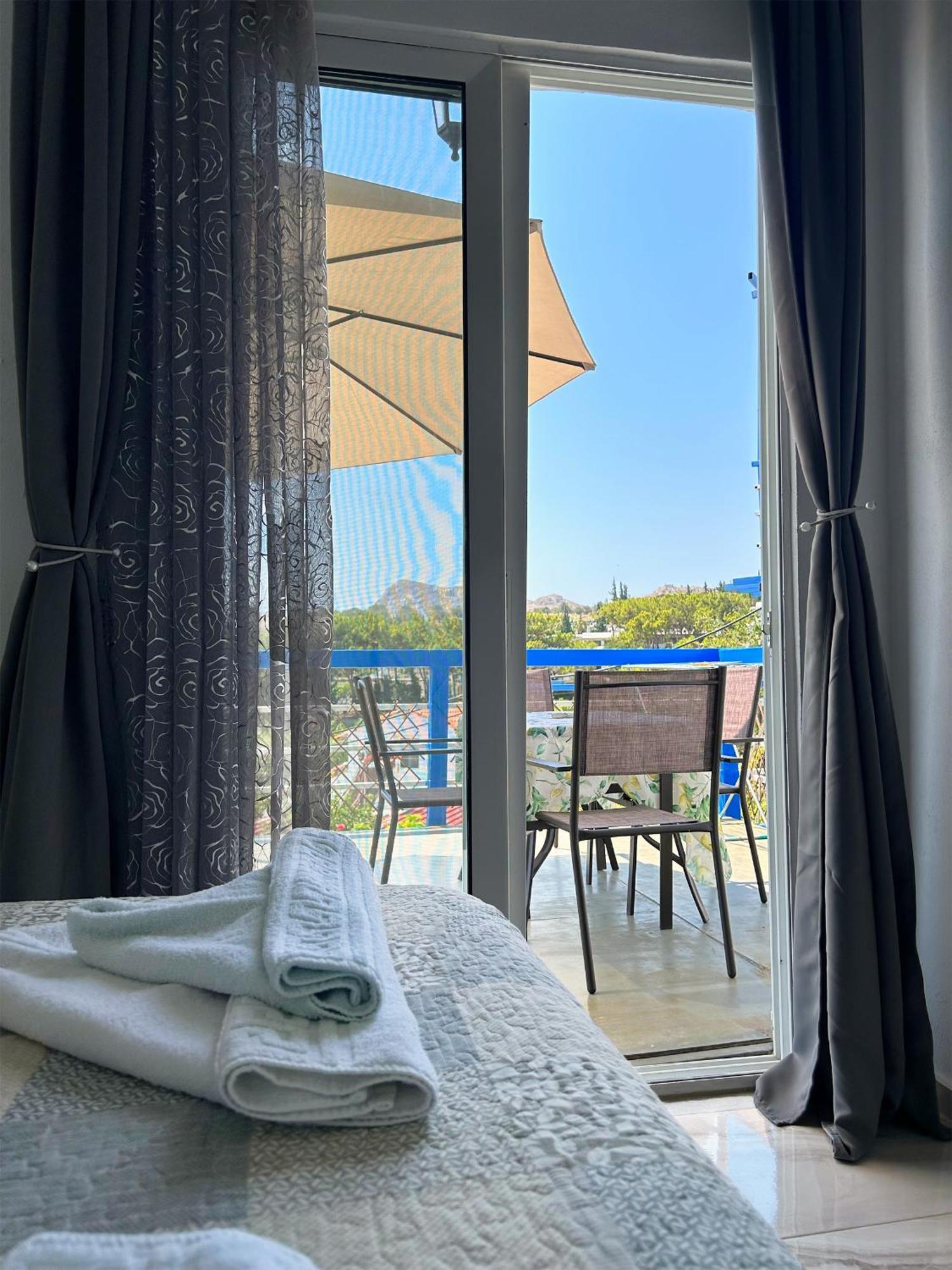 Paradis Apartament *